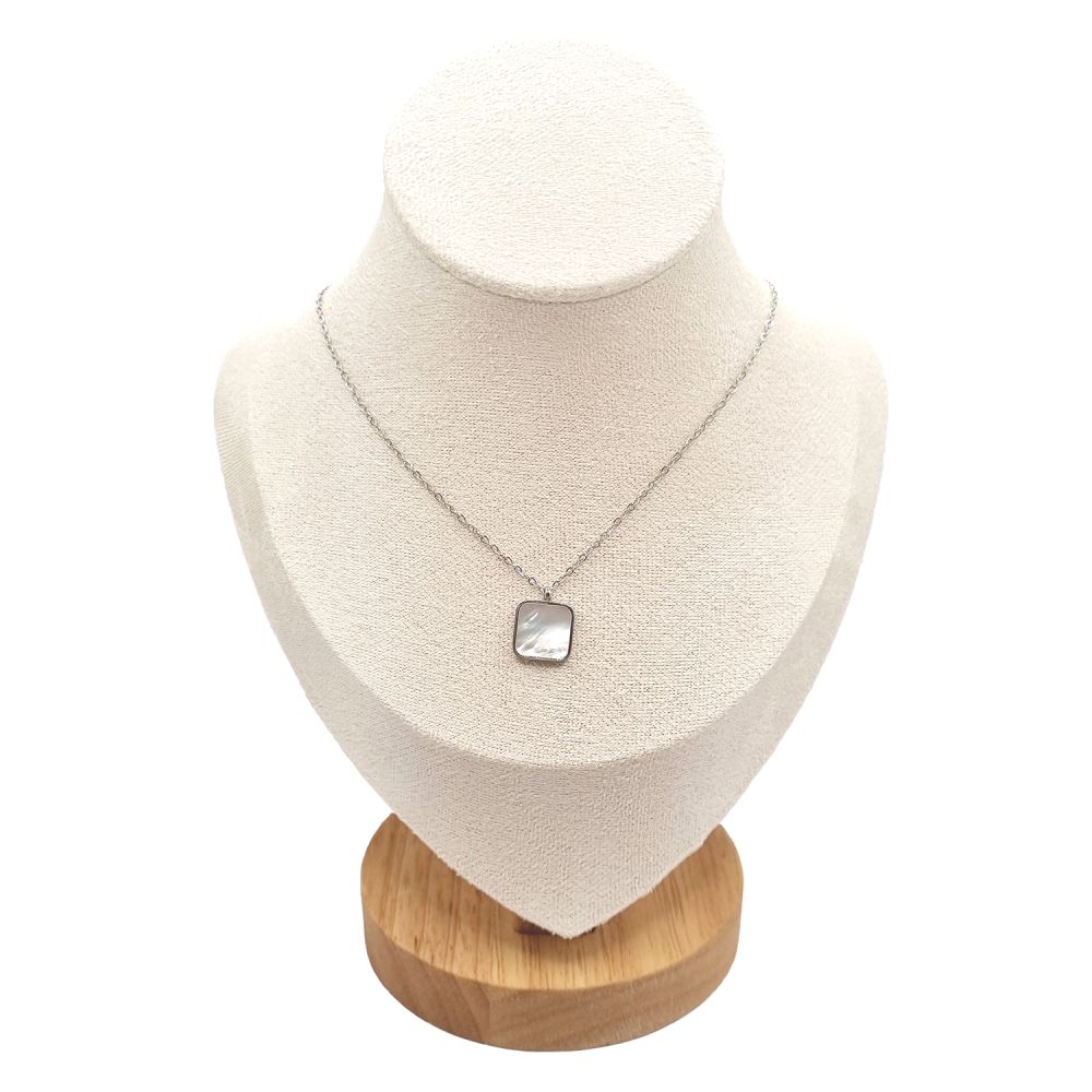 Collier en Acier Inoxydable Argenté avec Solitaire en Zircon – Éclat Élégant et Intemporel