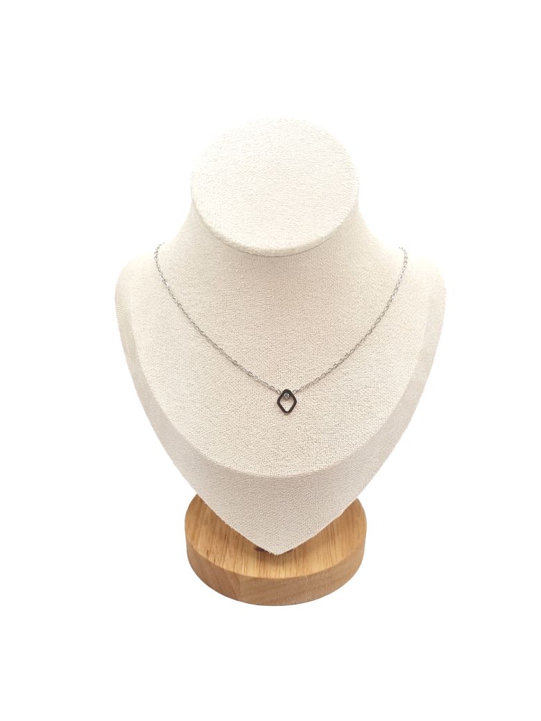 Collier en Acier Inoxydable Argenté avec Solitaire en Zircon – Éclat Élégant et Intemporel