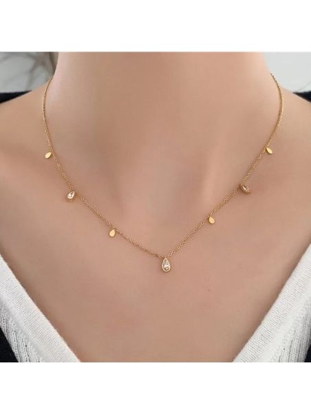 Collier en Acier Inoxydable Argenté avec Cœur Nacré – Douceur et Élégance Intemporelle