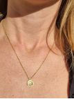 Collier en Acier Inoxydable Doré avec Pendentif Cœur et Pierre Naturelle