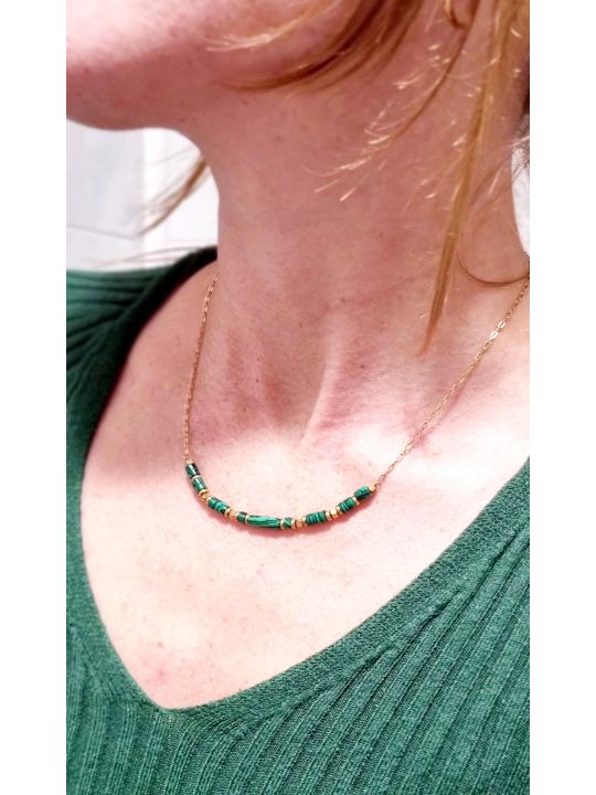 Collier en Acier Inoxydable Doré avec Malachite - Élégance et Raffinement Naturel