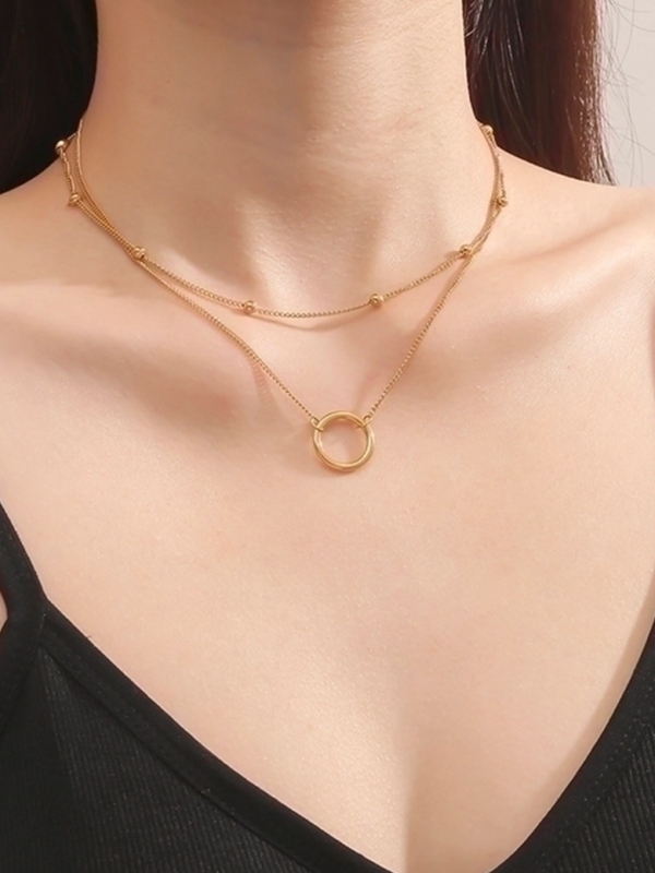 Collier double rangs en acier inoxydable doré avec pendentif cercle